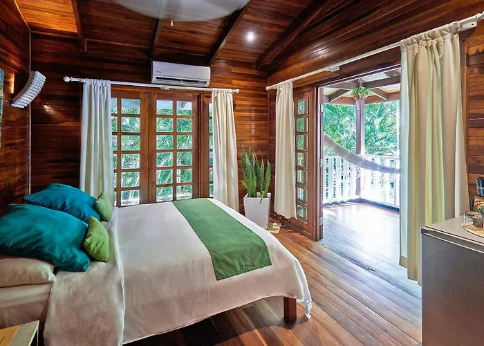 Hotel Tropico Latino