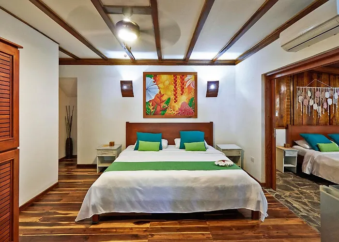 Hotel Tropico Latino